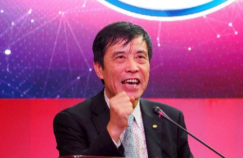 巴萨很乐意达成这笔交易，现在只差维拉方面同意修改合同，并提前结束租借。
