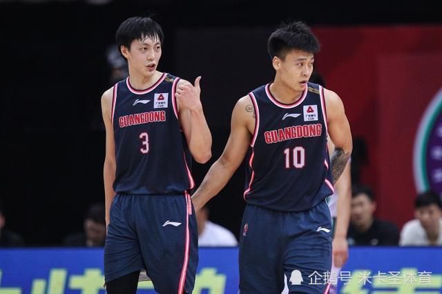 来自开心麻花、万合天宜和本山传媒的众多喜剧演员的参演，使电影的笑料更多更足